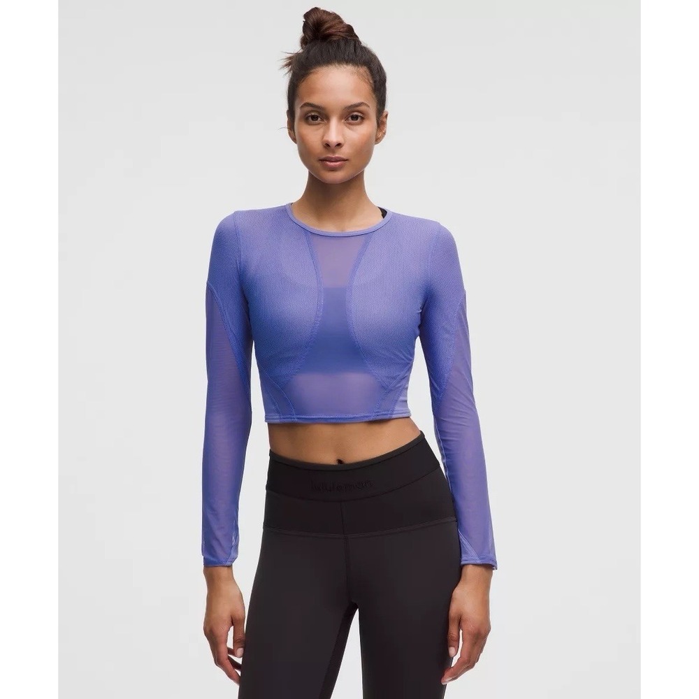 Lululemon Crop Top S / 6 Black Long Sleeve Mesh Panelled Training Athletic